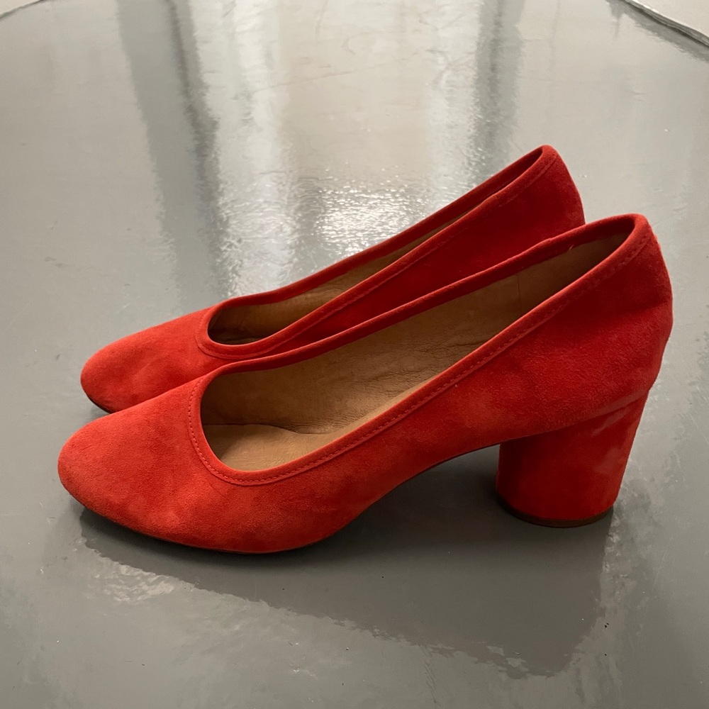 Madewell Suede Pumps
